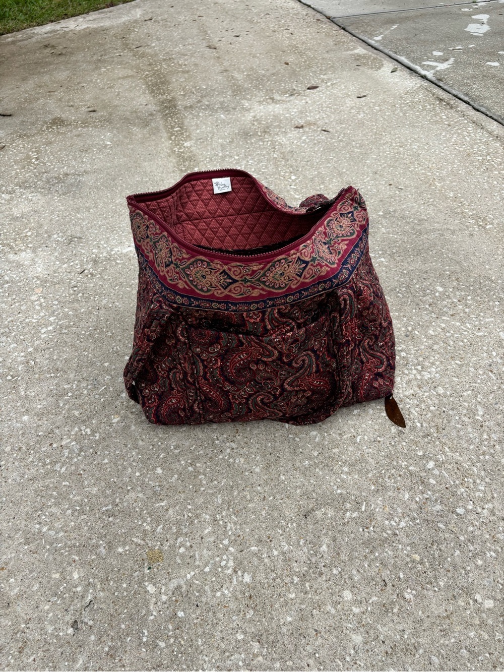 Quilted Paisley Tote Bag in Burgundy